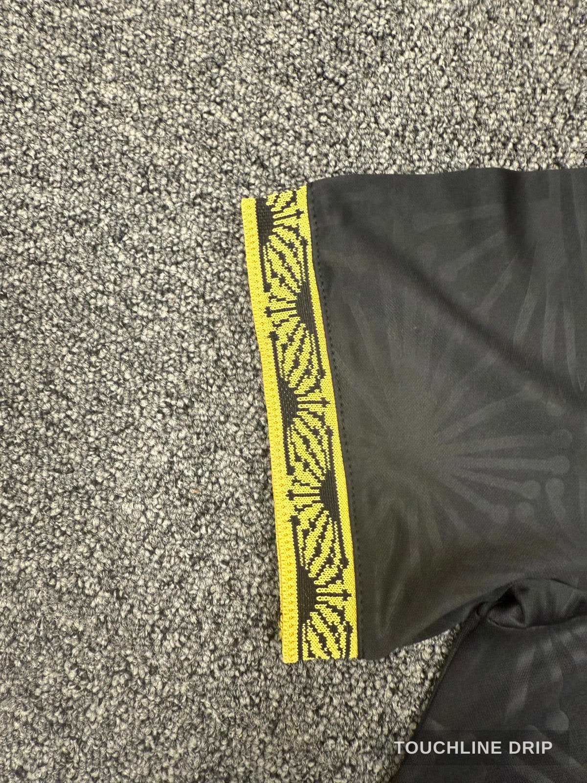 collar product image of Adidas Mexico Anniversary Jersey - Black/gold - Limited Edition