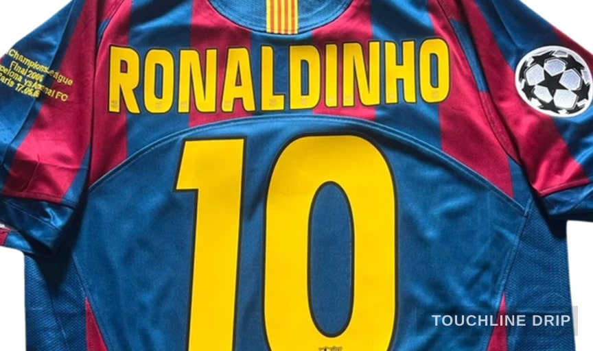 logo closeup detail image of Barcelona 05/06 UCL Final Ronaldinho #10 Home Jersey