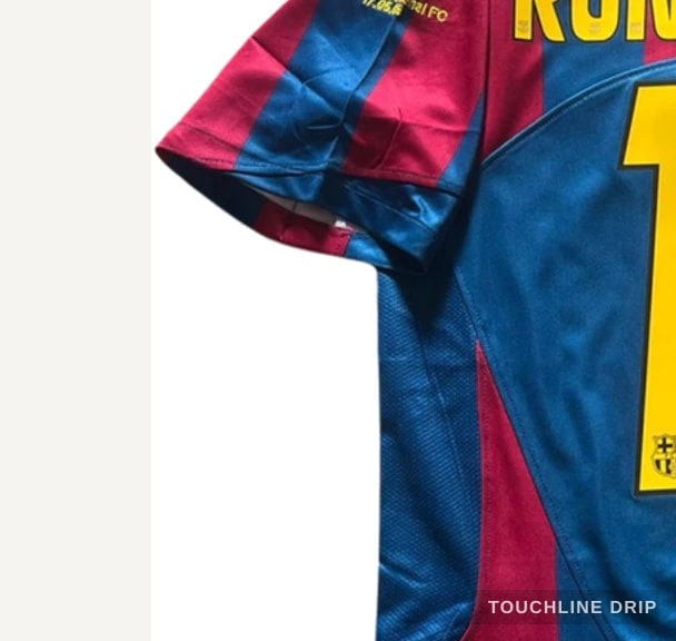 sleeve detail image of Barcelona 05/06 UCL Final Ronaldinho #10 Home Jersey