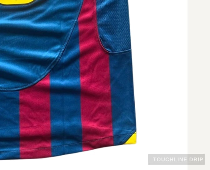 patch closeup detail image of Barcelona 05/06 UCL Final Ronaldinho #10 Home Jersey