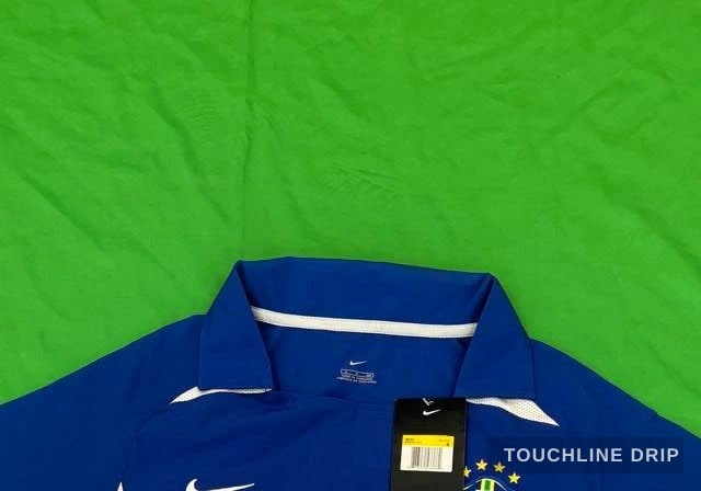 collar detail image of Corteiz x Brazil Blue 2002 Inspired Special Edition Jersey