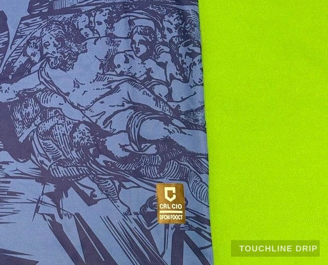 patch closeup detail image of Italy Vittoria Divina Premium Kit