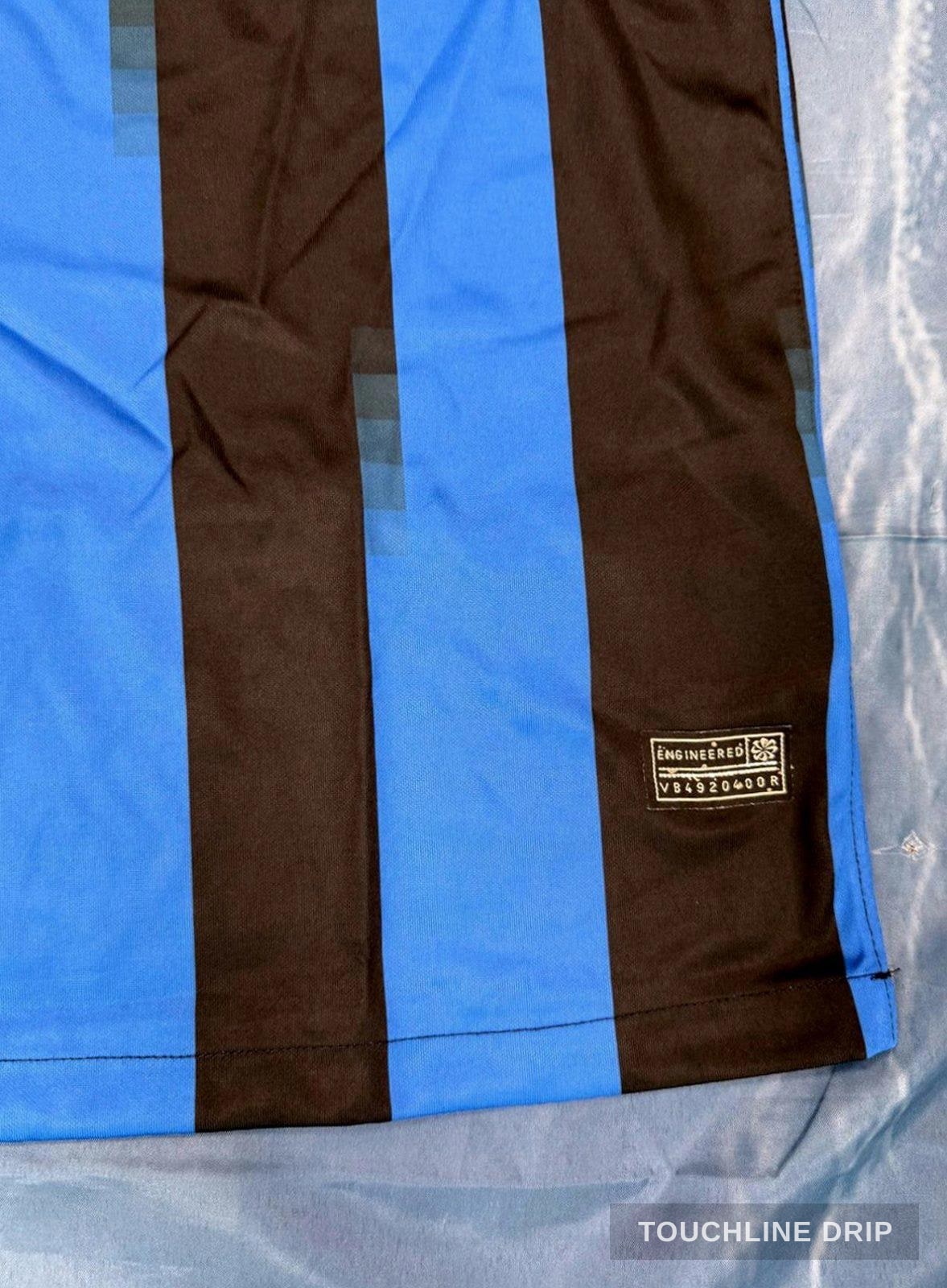 badge closeup product image of Nike x Corteiz Inter Memorabilia Concept Jersey