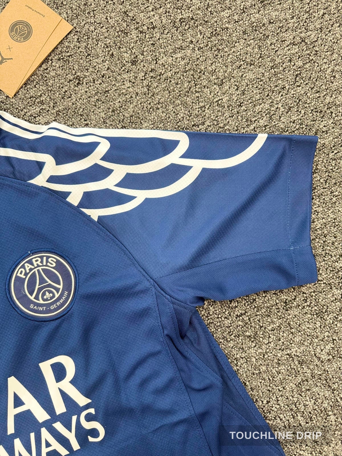 patch closeup product image of PSG 24/25 Desire Doue Fourth Shirt
