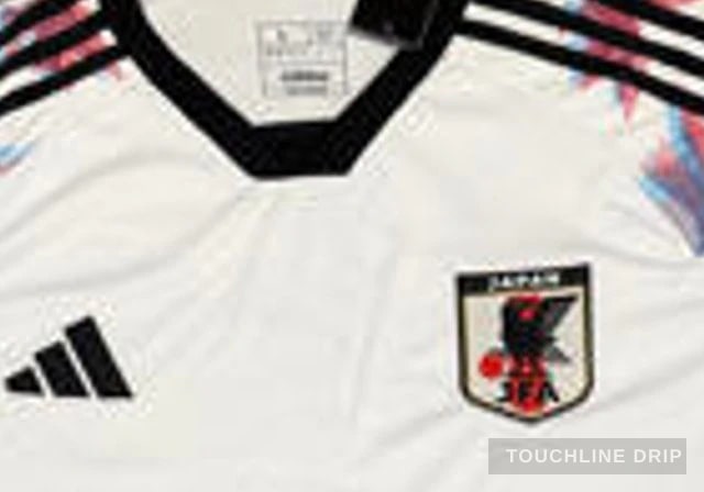 collar detail image of Stussy x Japan White Sakura Jersey